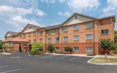 Photo 2 - Comfort Suites Mason near Kings Island