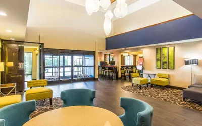 Photo 5 - Comfort Suites Cookeville