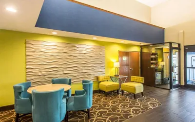 Photo 4 - Comfort Suites Cookeville