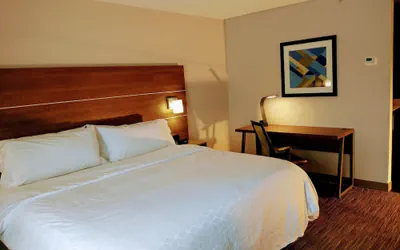 Photo 4 - Holiday Inn Express Hotel & Suites Madison by IHG