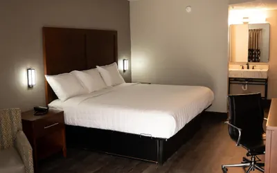 Photo 2 - SureStay by Best Western Atlanta Northeast