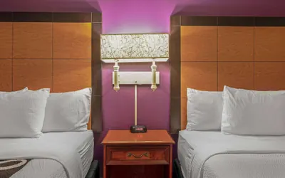 Photo 4 - La Quinta Inn & Suites by Wyndham Naples East (I-75)