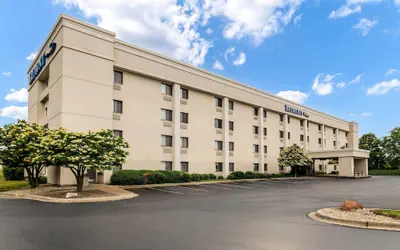 Photo 2 - Baymont by Wyndham Janesville