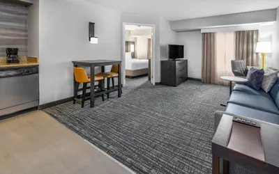 Photo 5 - Residence Inn by Marriott Indianapolis Downtown on the Canal
