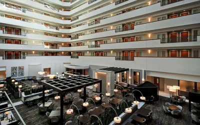 Photo 3 - Embassy Suites Little Rock