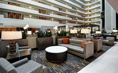 Photo 5 - Embassy Suites Little Rock