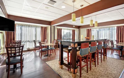 Photo 3 - Hampton Inn Melbourne