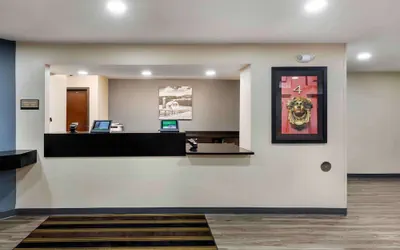 Photo 4 - Extended Stay America Select Suites - Milwaukee - Waukesha