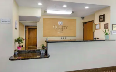 Photo 4 - Quality Inn Logan near University