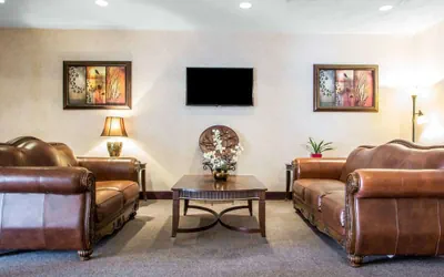 Photo 2 - Quality Inn Merrillville