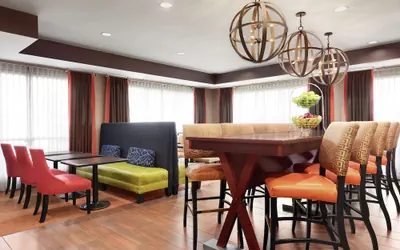 Photo 2 - Hampton Inn Houston/Stafford