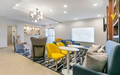 Photo 5 - Comfort Inn & Suites Houma