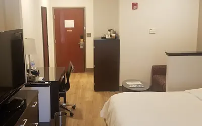 Photo 3 - Radisson Hotel and Conference Center Rockford