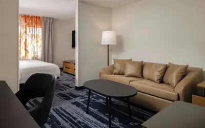 Photo 2 - Fairfield Inn & Suites by Marriott® Grand Rapids Airport