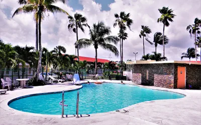 Photo 2 - Fairway Inn Florida City Homestead Everglades