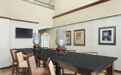 Photo 3 - Hampton Inn Thomasville