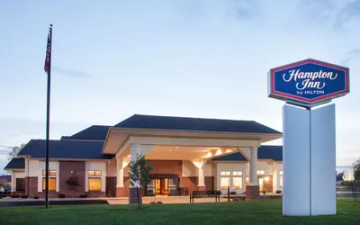 Photo 2 - Hampton Inn Birch Run/Frankenmuth