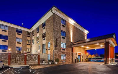 Photo 2 - Best Western Plus Pineville-Charlotte South