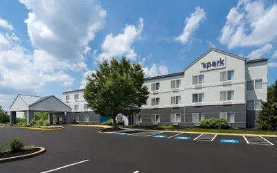 Photo 2 - Spark by Hilton Lancaster