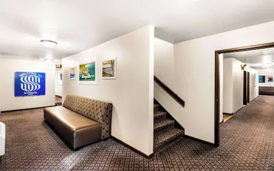 Photo 5 - Americas Best Value Inn Marquette