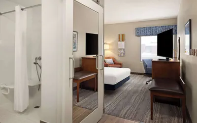 Photo 4 - Hampton Inn Minneapolis NW Maple Grove
