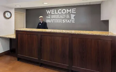 Photo 3 - Hampton Inn Minneapolis NW Maple Grove
