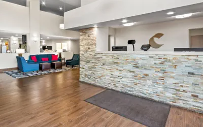 Photo 3 - Comfort Inn & Suites Surprise Near Sun City West