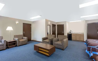 Photo 5 - Super 8 by Wyndham El Dorado