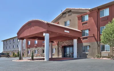 Photo 2 - Holiday Inn Express SANTA ROSA by IHG