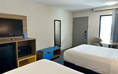 Photo 5 - Days Inn by Wyndham Valdosta I-75