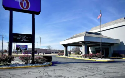 Photo 2 - Motel 6 Pine Bluff, AR