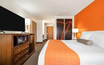 Photo 5 - Howard Johnson Hotel & Suites by Wyndham Oacoma