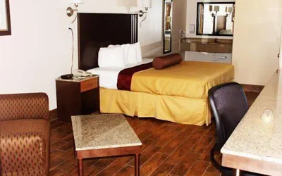 Photo 5 - Texas Inn & Suites Raymondville