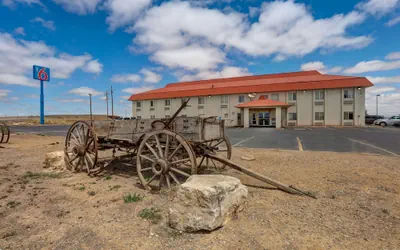 Photo 2 - Motel 6 Moriarty, NM