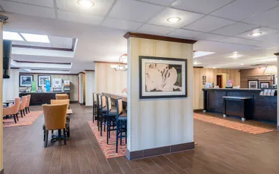 Photo 4 - Hampton Inn Parkersburg-Mineral Wells