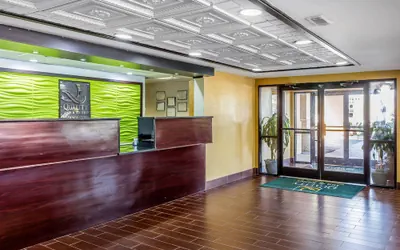 Photo 5 - Quality Inn & Suites near Robins Air Force Base