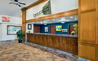 Photo 2 - Oxford Suites Hermiston