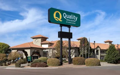 Photo 2 - Quality Inn & Suites Gallup I-40 Exit 20