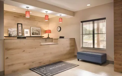 Photo 3 - Country Inn & Suites by Radisson, Brooklyn Park - Brooklyn Center, MN