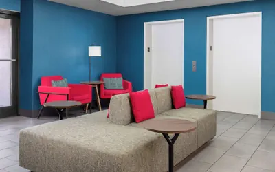 Photo 4 - Hampton Inn Martinsburg