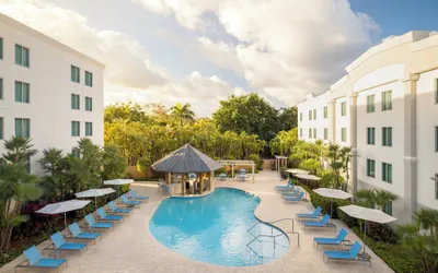 Photo 2 - Hampton Inn & Suites San Juan