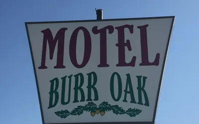 Burr Oak Motel