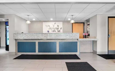 Photo 3 - Best Western Plus Flint Airport Inn & Suites