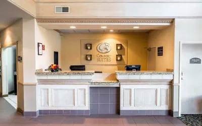 Photo 4 - Comfort Suites University Area Notre Dame - South Bend