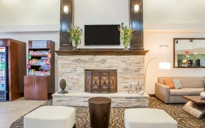Photo 4 - Comfort Suites Lebanon