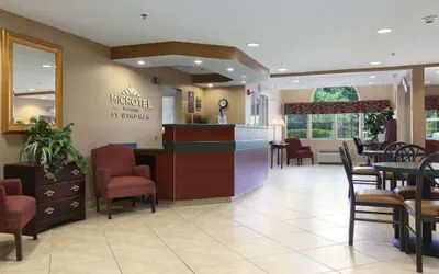 Photo 3 - Microtel Inn & Suites by Wyndham Palm Coast I-95