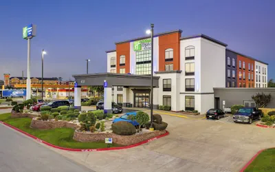 Photo 2 - Holiday Inn Express & Suites Longview North by IHG