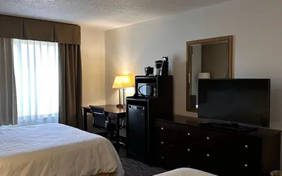 Photo 5 - Holiday Inn Express & Suites Chicago-Deerfield/Lincolnshire by IHG