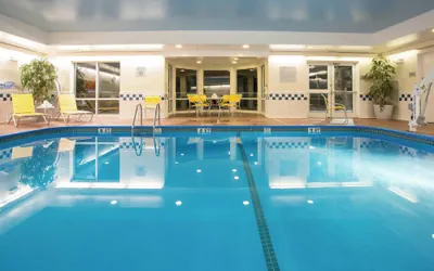 Photo 2 - Fairfield Inn & Suites by Marriott Boston Milford