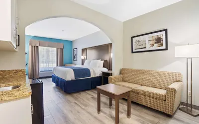 Photo 5 - Blue Water Inn & Suites, BW Signature Collection